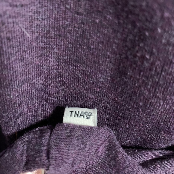 TNA pullover - Picture 2 of 3